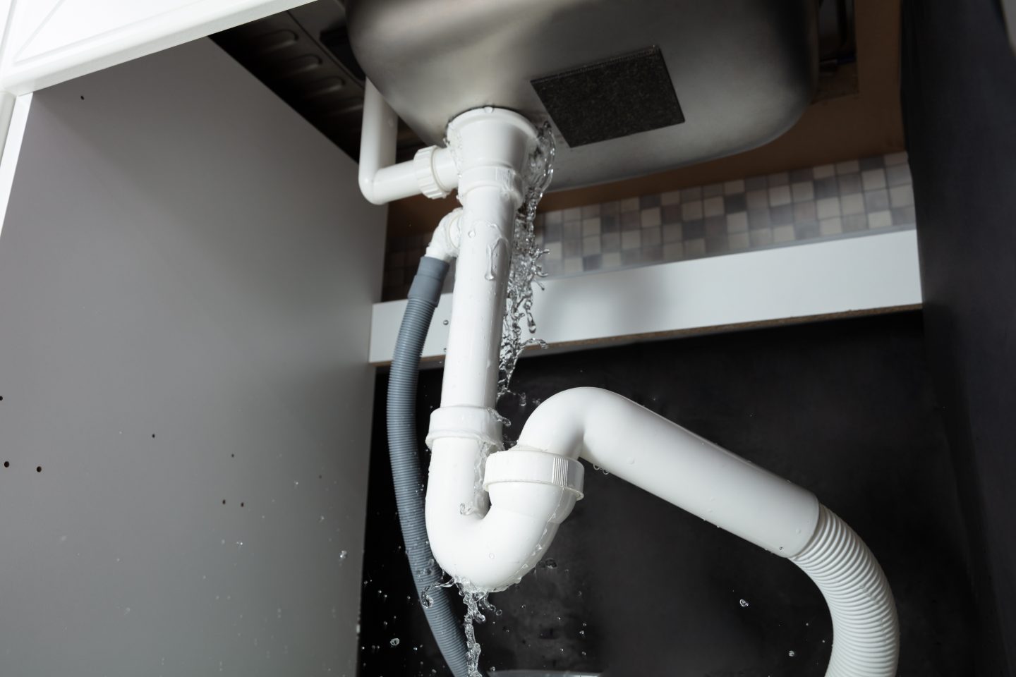 How to fix common plumbing problems